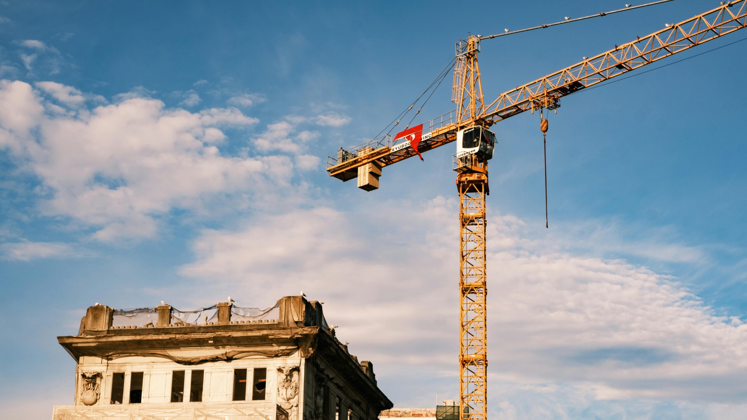 High-rise workforce monitoring